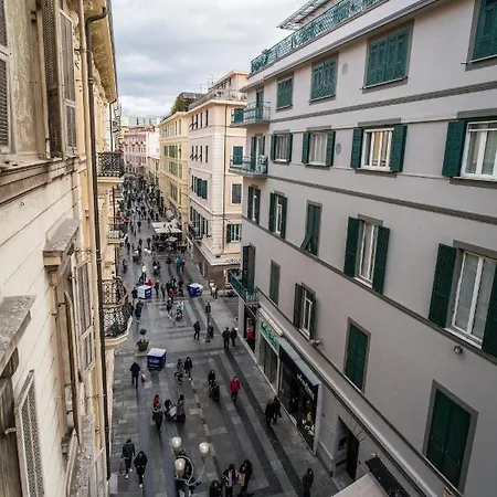 Correnti Boutique Gold Szálloda San Remo